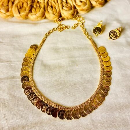 Necklaces & Pendants