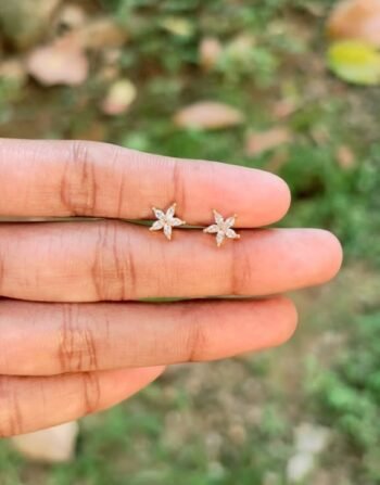 Flower stud